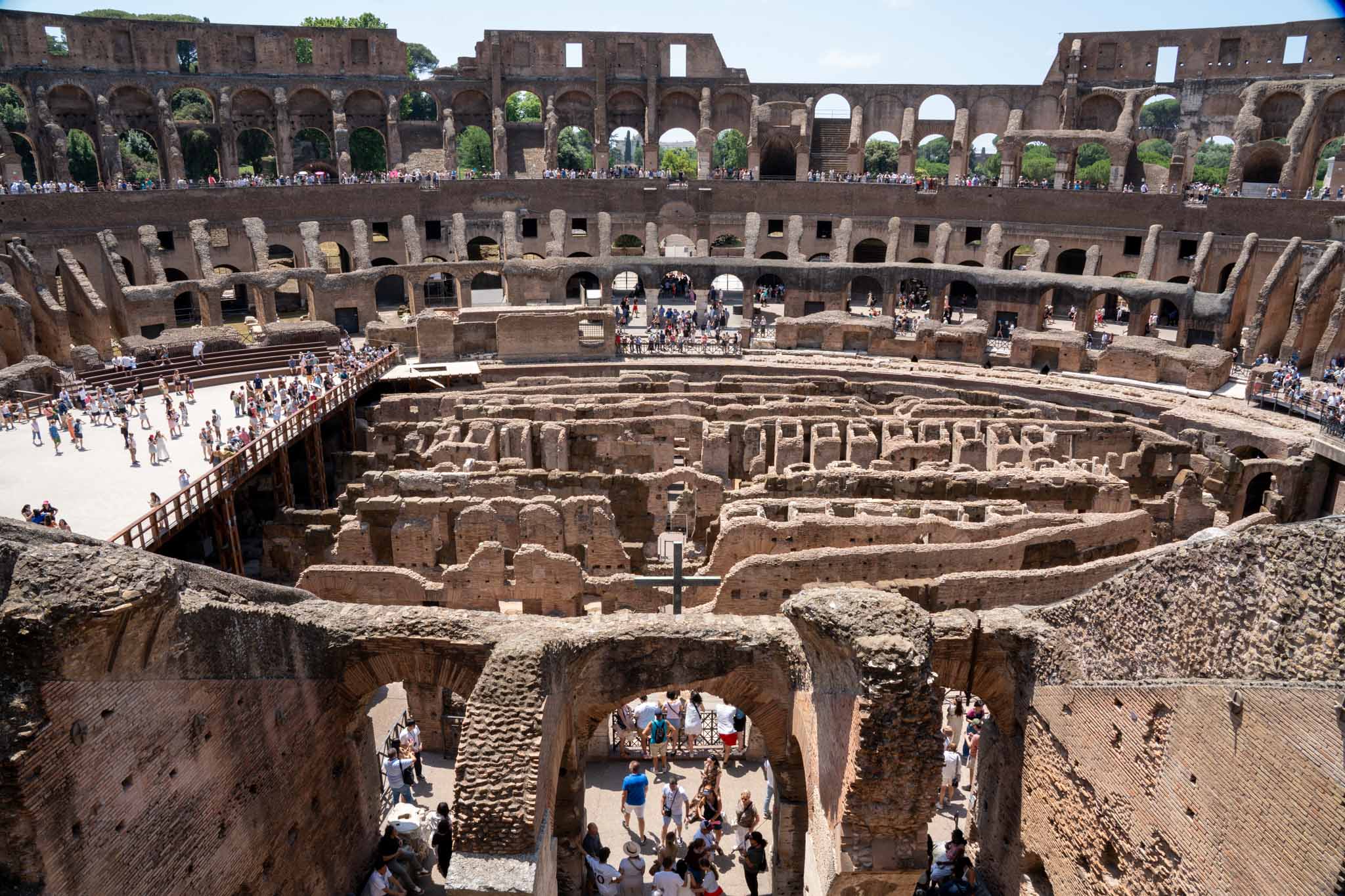 チャットボット導入事例10選｜業界別の成功ポイントを解説