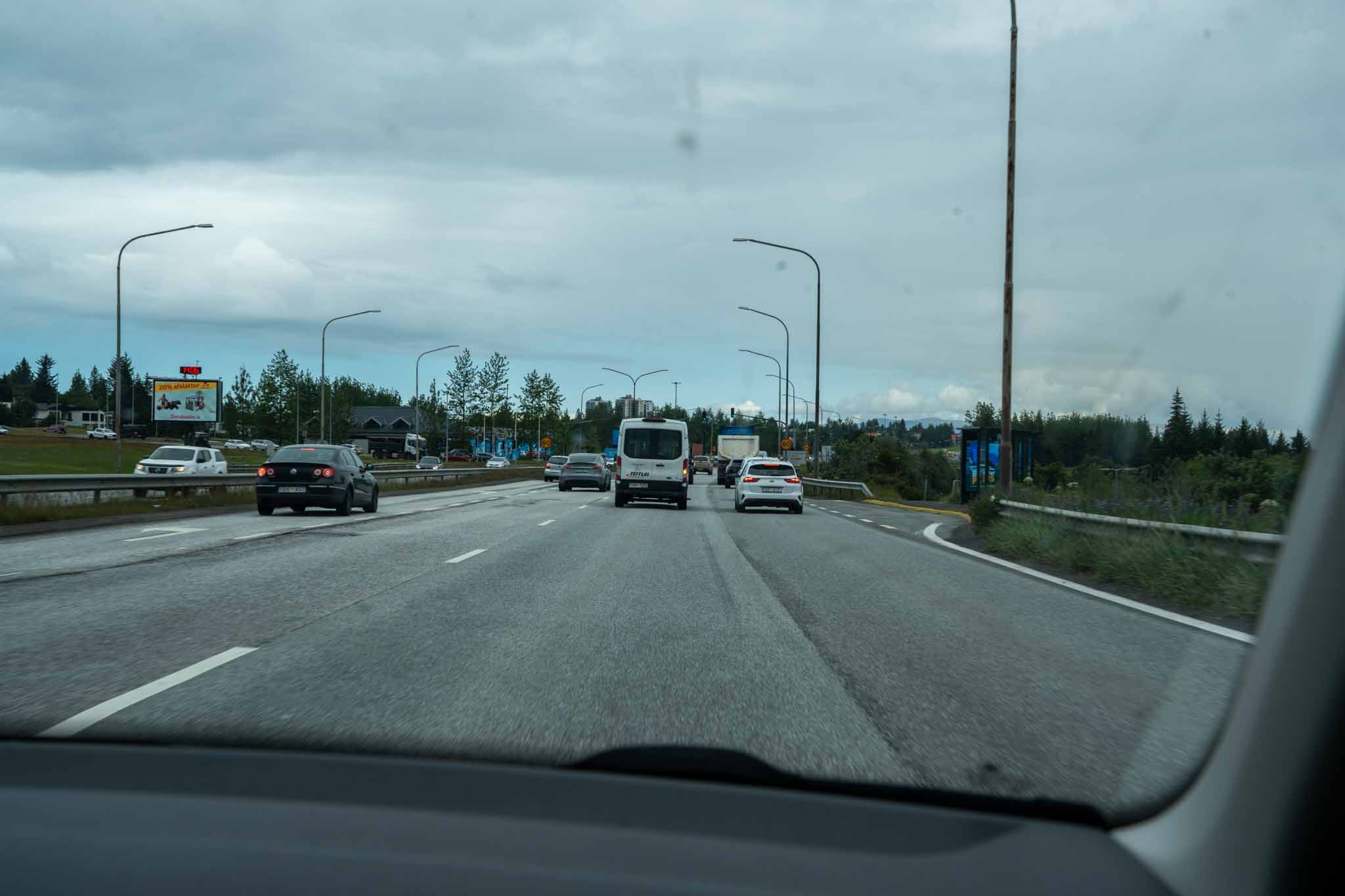 AI教育革命｜世界で92%の学生がAI利用、日本は「AIリテラシー後進国」になるのか