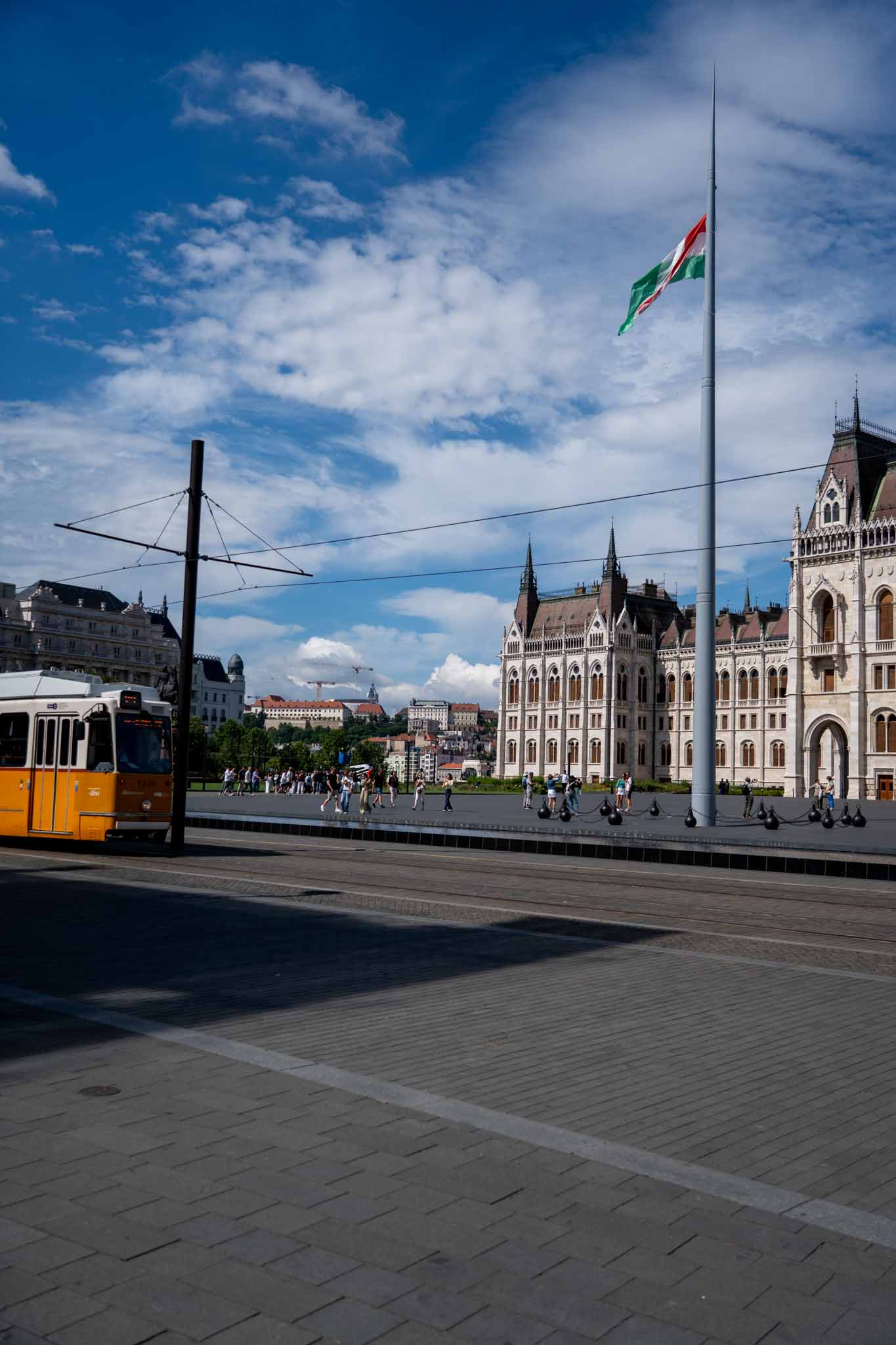 プロンプトエンジニアリングとは？基本テクニックから実践例まで解説